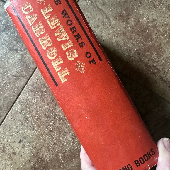 Vintage 1965 The Works of Lewis Carroll with Alice in Wonderland newspaper clips - Picture 9 of 9